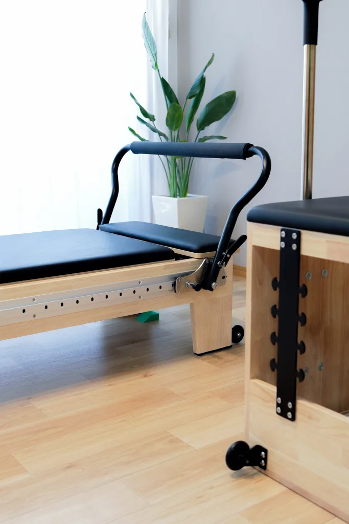 warabi PILATES 笹貫駅前店スタジオ風景